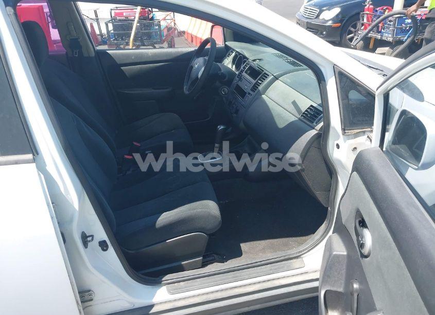 Photo 5 of 2011 Nissan Versa 1.8S (VIN 3N1BC1CP0BL452473)