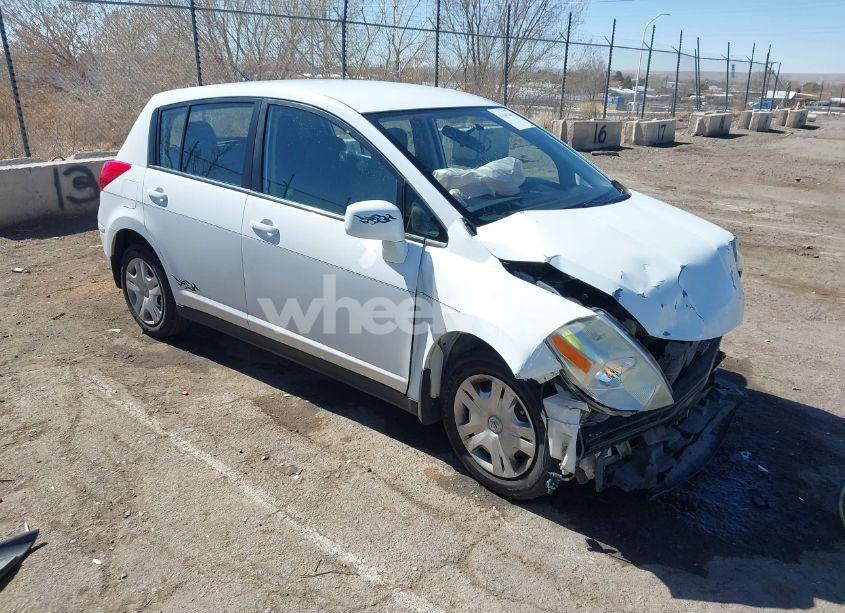 2011 Nissan Versa 1.8S (VIN 3N1BC1CP0BL463358) main photo