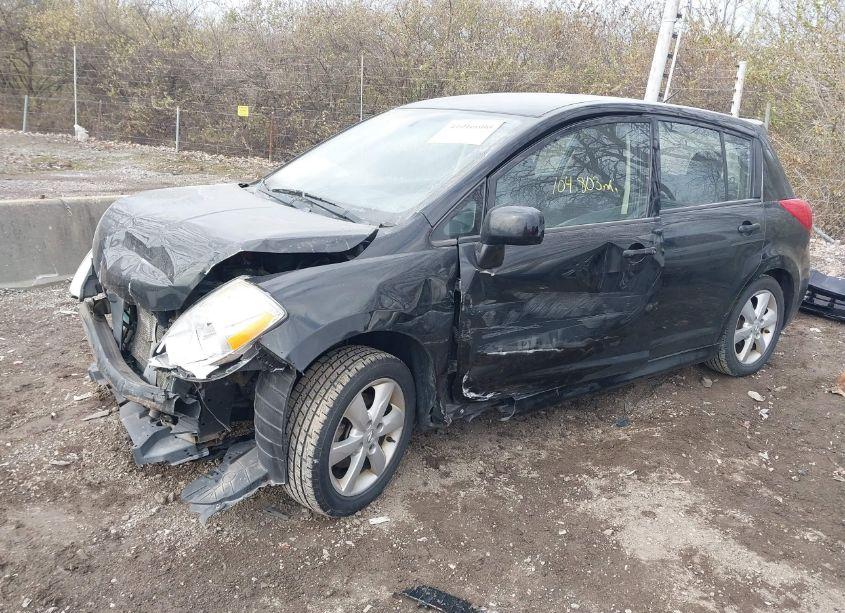 Photo 2 of 2011 Nissan Versa 1.8SL (VIN 3N1BC1CP0BL492486)