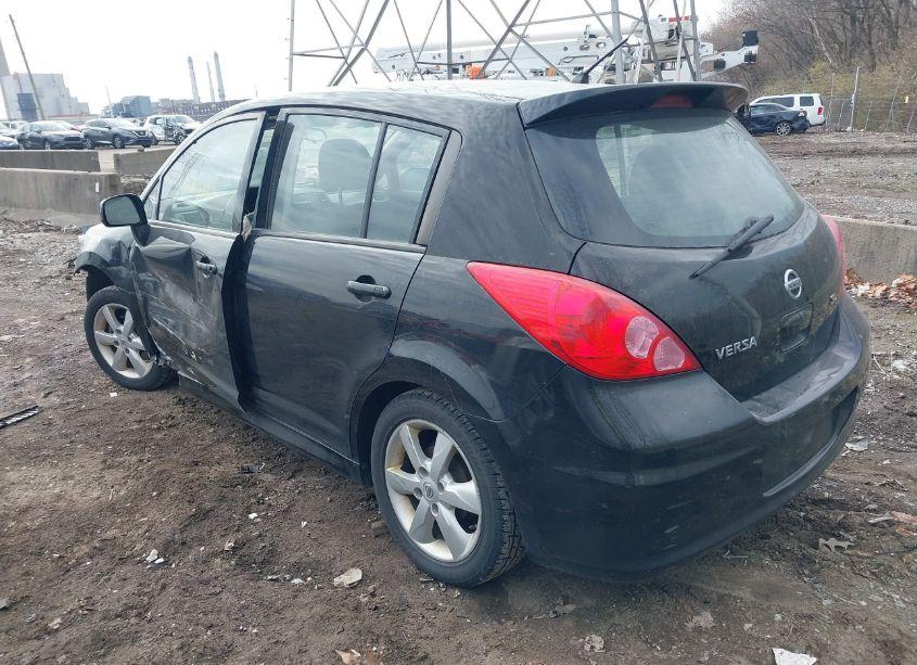 Photo 3 of 2011 Nissan Versa 1.8SL (VIN 3N1BC1CP0BL492486)