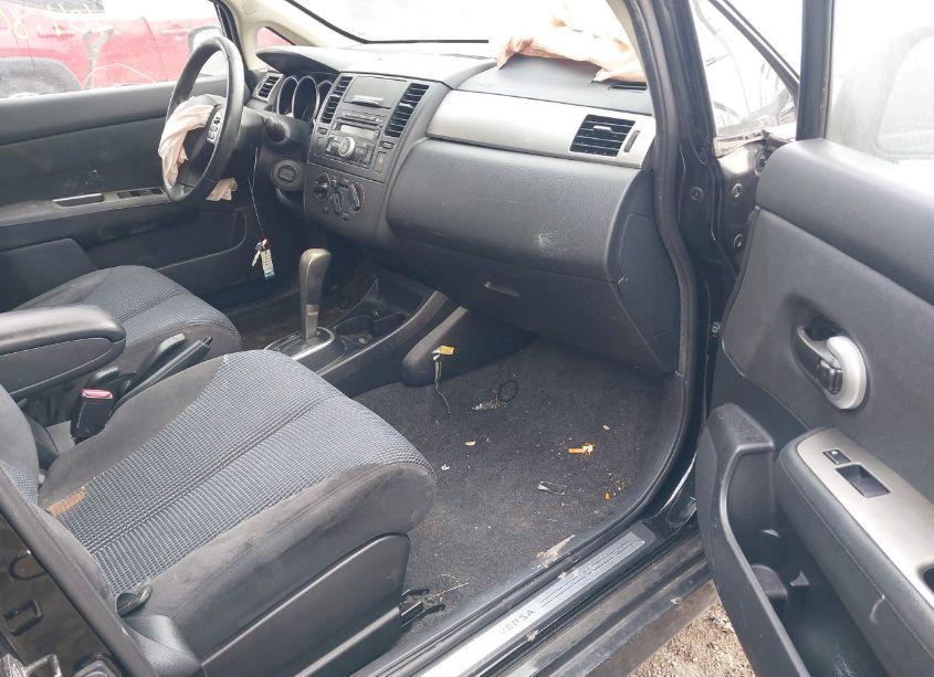 Photo 5 of 2011 Nissan Versa 1.8SL (VIN 3N1BC1CP0BL492486)