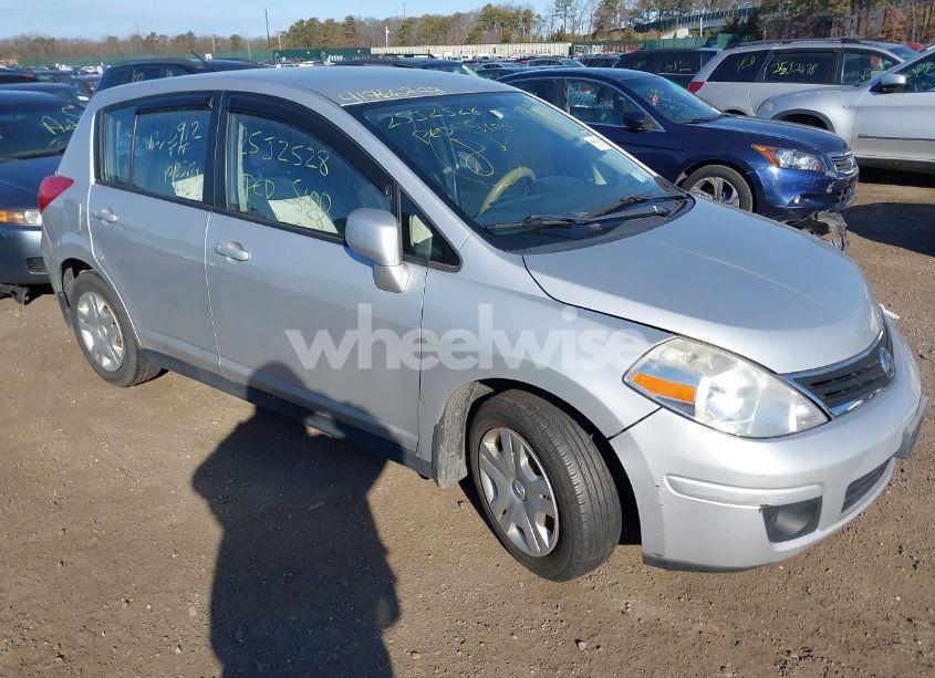 2010 Nissan Versa 1.8S (VIN 3N1BC1CP1AL407539) main photo