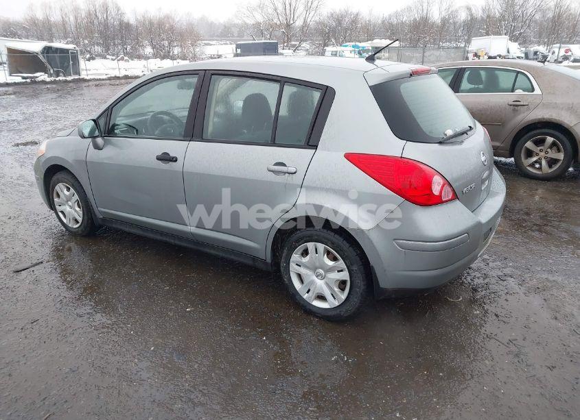 Photo 3 of 2010 Nissan Versa 1.8S (VIN 3N1BC1CP1AL415429)
