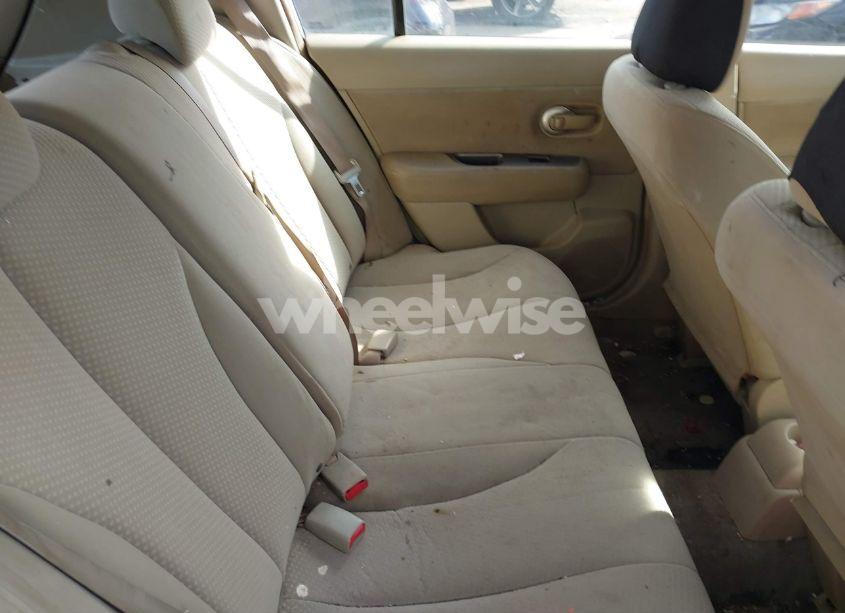 Photo 8 of 2010 Nissan Versa 1.8S (VIN 3N1BC1CP1AL461245)