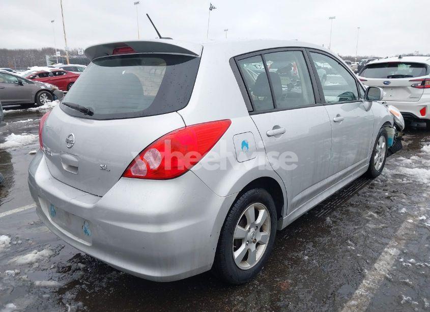 Photo 4 of 2011 Nissan Versa 1.8SL (VIN 3N1BC1CP1BL371272)