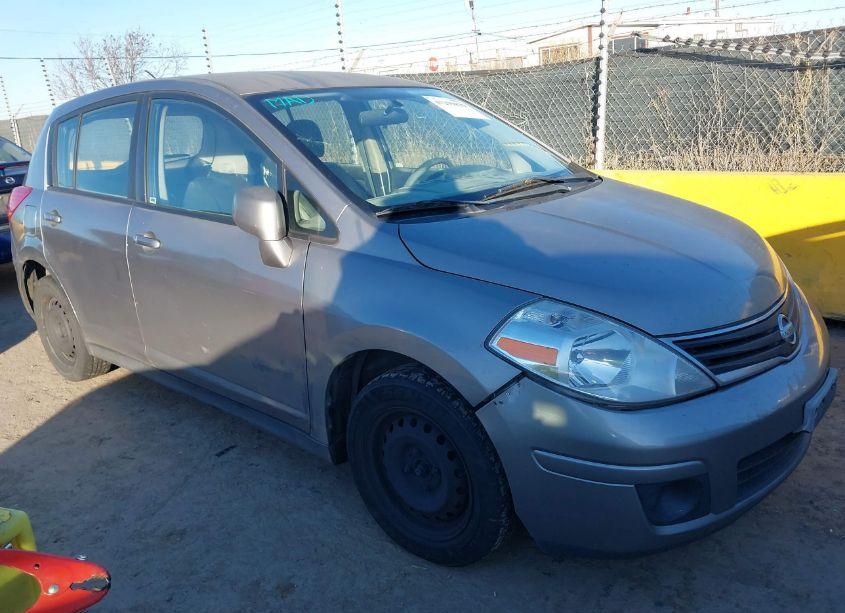2011 Nissan Versa 1.8S (VIN 3N1BC1CP1BL385687) main photo