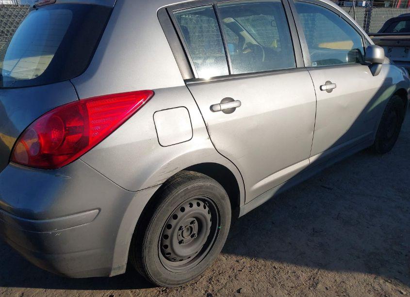 Photo 6 of 2011 Nissan Versa 1.8S (VIN 3N1BC1CP1BL385687)