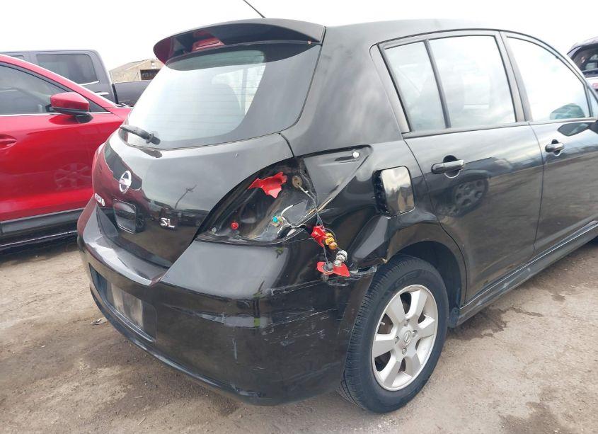 Photo 6 of 2011 Nissan Versa 1.8SL (VIN 3N1BC1CP1BL390890)