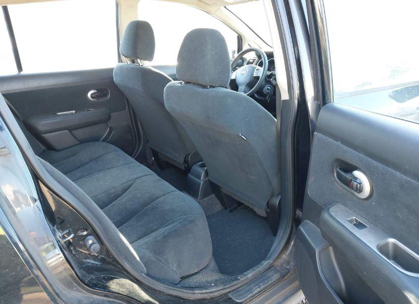 Photo 8 of 2011 Nissan Versa 1.8S (VIN 3N1BC1CP1BL395278)