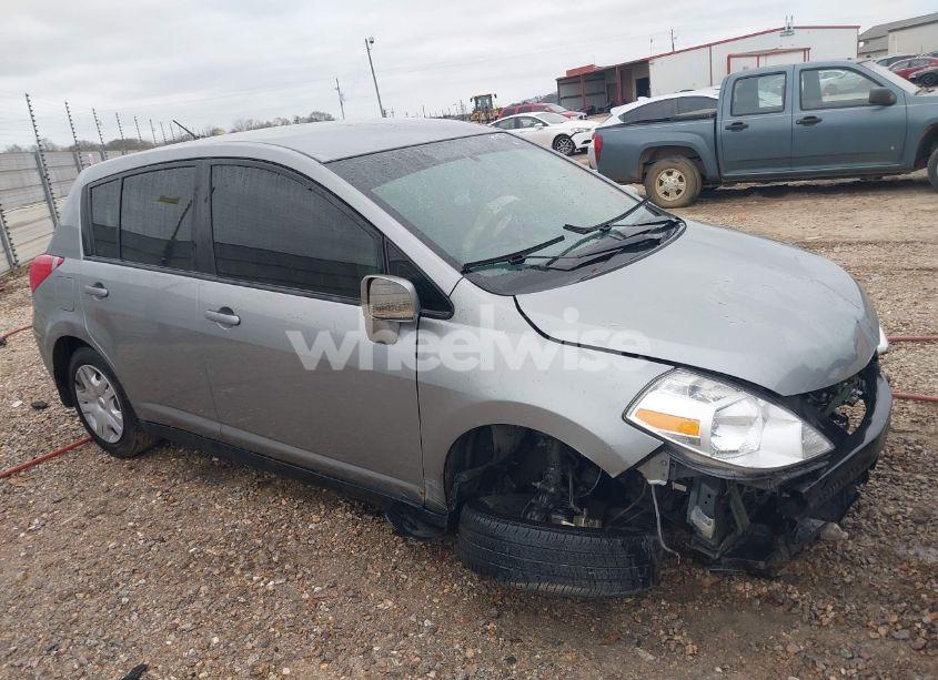 2011 Nissan Versa 1.8S (VIN 3N1BC1CP1BL427453) main photo
