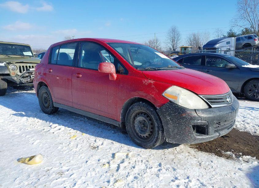 2011 Nissan Versa 1.8S (VIN 3N1BC1CP1BL446116) main photo