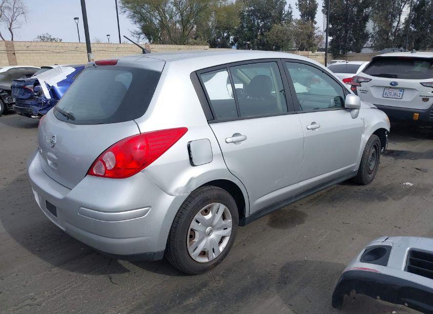 Photo 4 of 2011 Nissan Versa 1.8S (VIN 3N1BC1CP1BL476250)