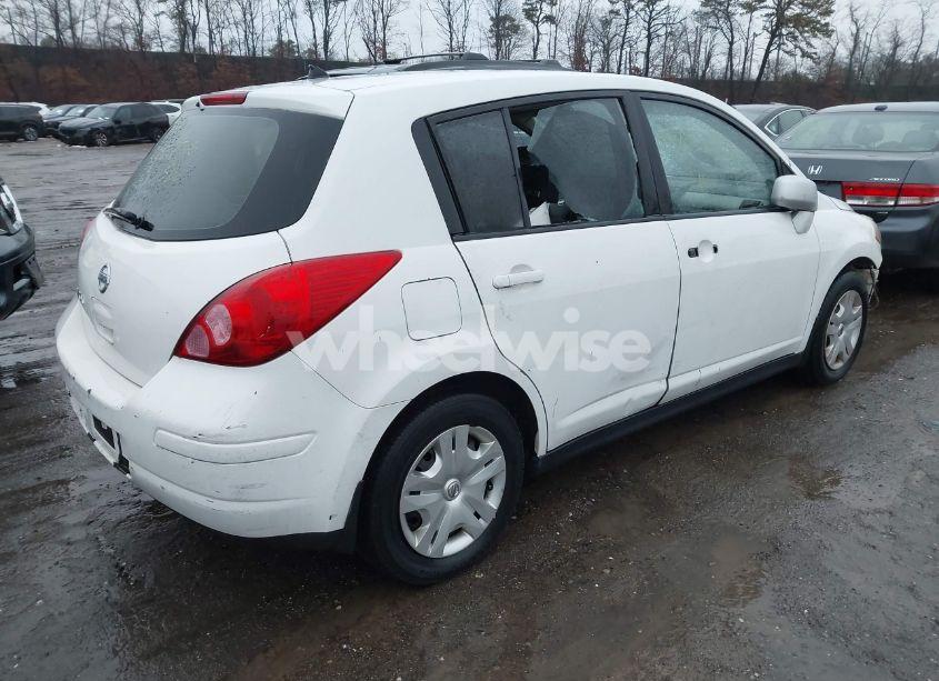 Photo 4 of 2010 Nissan Versa 1.8S (VIN 3N1BC1CP2AL370615)