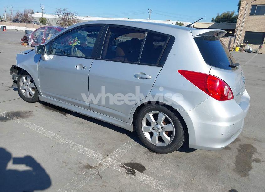 Photo 3 of 2010 Nissan Versa 1.8SL (VIN 3N1BC1CP2AL377564)