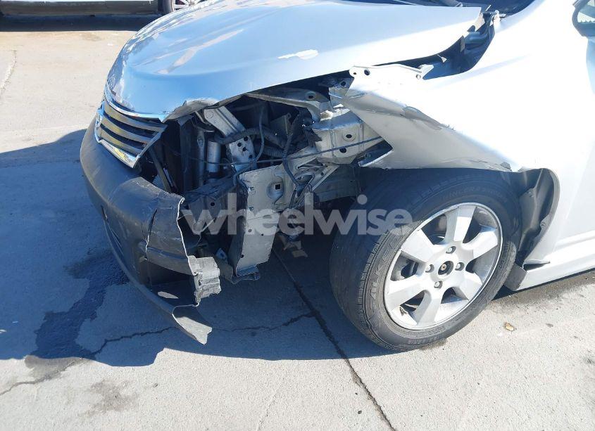 Photo 6 of 2010 Nissan Versa 1.8SL (VIN 3N1BC1CP2AL377564)