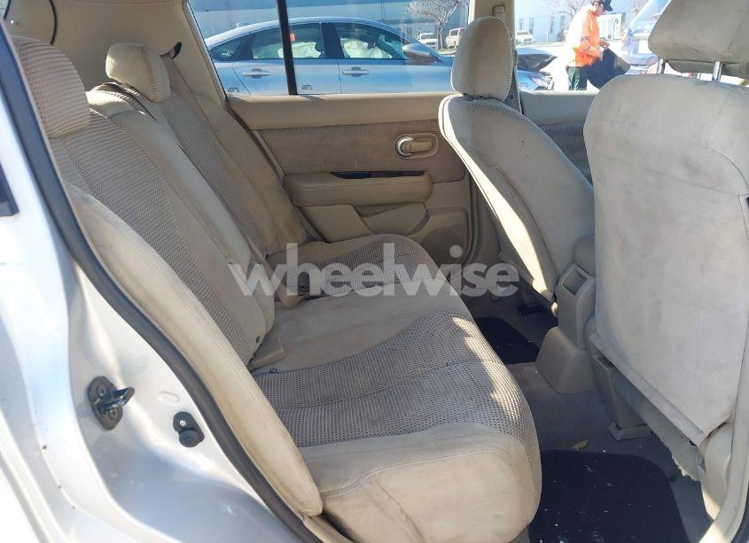 Photo 8 of 2010 Nissan Versa 1.8SL (VIN 3N1BC1CP2AL377564)