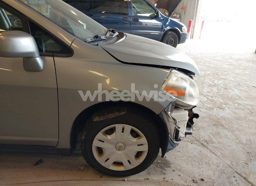 Photo 13 of 2010 Nissan Versa 1.8S (VIN 3N1BC1CP2AL390914)