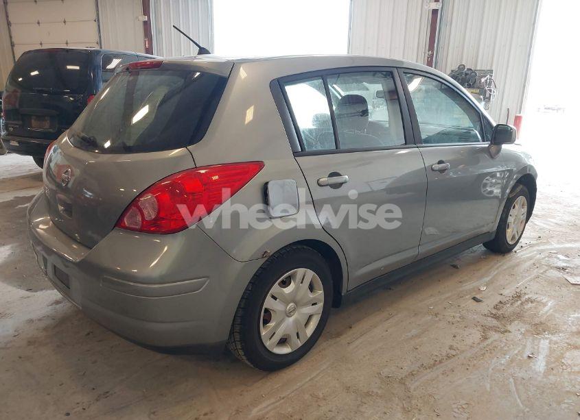 Photo 4 of 2010 Nissan Versa 1.8S (VIN 3N1BC1CP2AL390914)