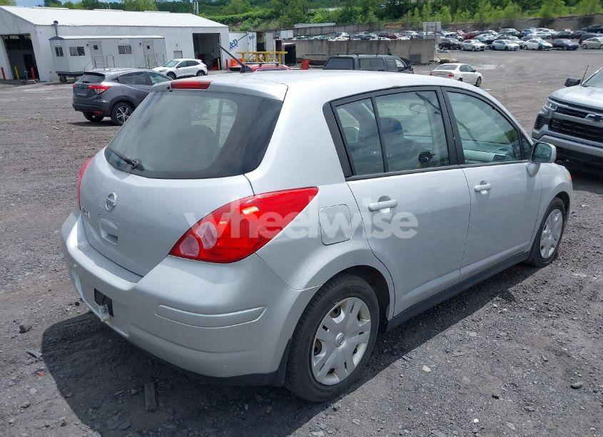 Photo 4 of 2010 Nissan Versa 1.8S (VIN 3N1BC1CP2AL403046)