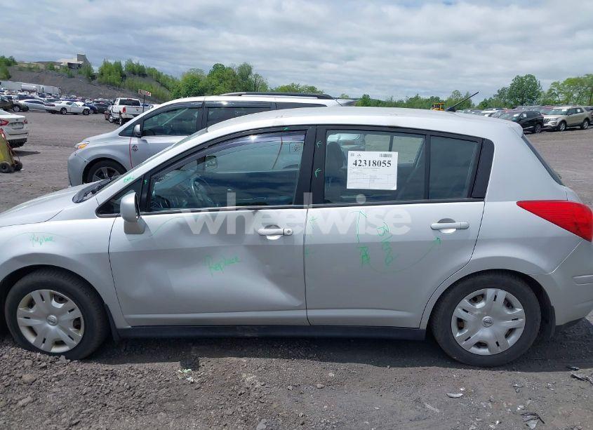 Photo 6 of 2010 Nissan Versa 1.8S (VIN 3N1BC1CP2AL403046)