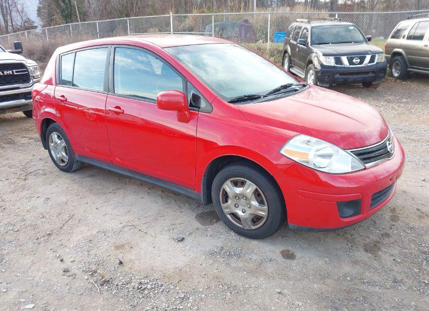 2010 Nissan Versa 1.8S (VIN 3N1BC1CP2AL464283) main photo