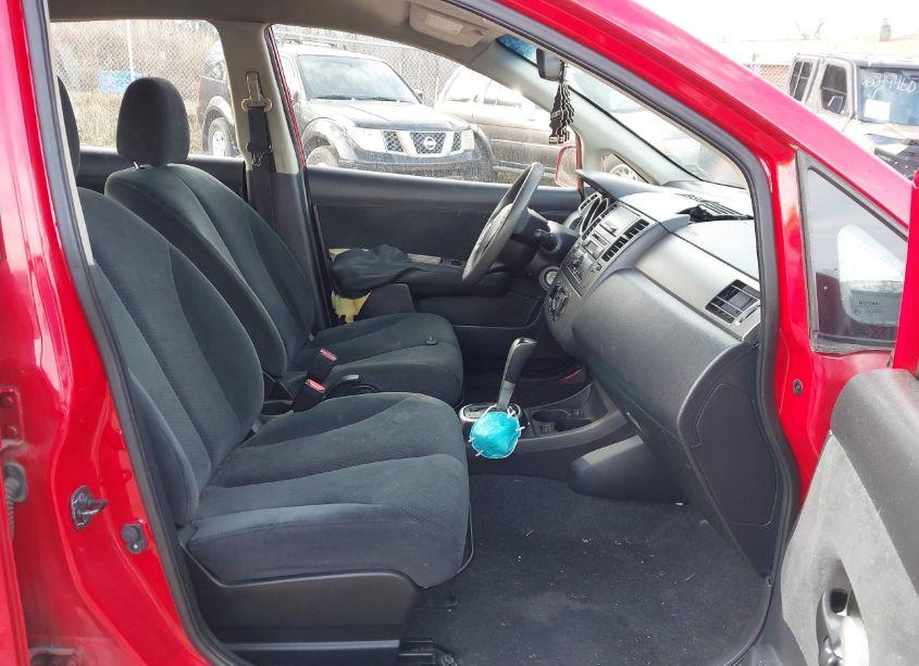 Photo 5 of 2010 Nissan Versa 1.8S (VIN 3N1BC1CP2AL464283)