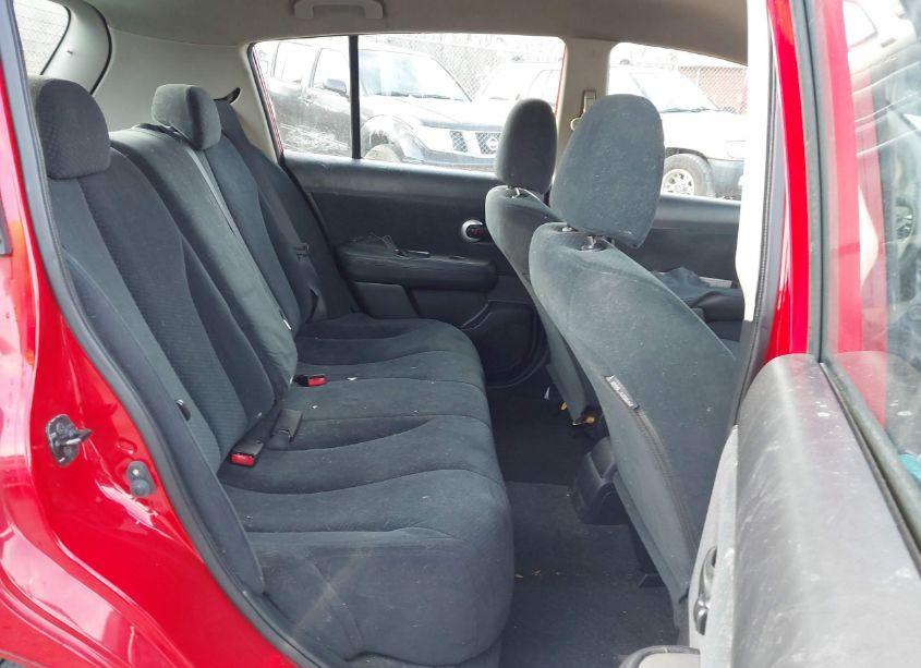 Photo 8 of 2010 Nissan Versa 1.8S (VIN 3N1BC1CP2AL464283)