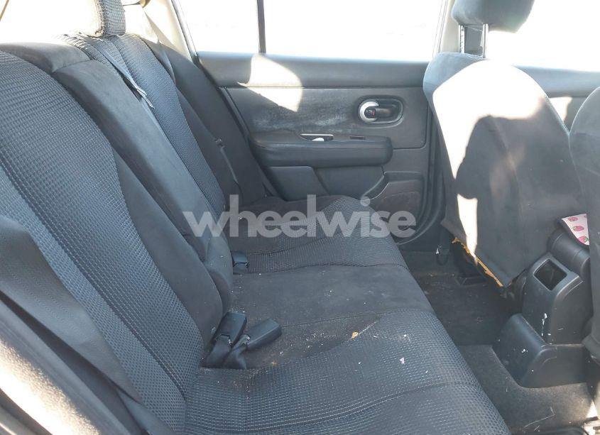 Photo 8 of 2011 Nissan Versa 1.8SL (VIN 3N1BC1CP2BL403100)