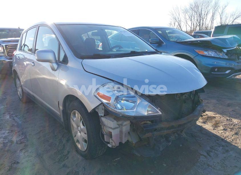 2011 Nissan Versa 1.8S (VIN 3N1BC1CP2BL417434) main photo