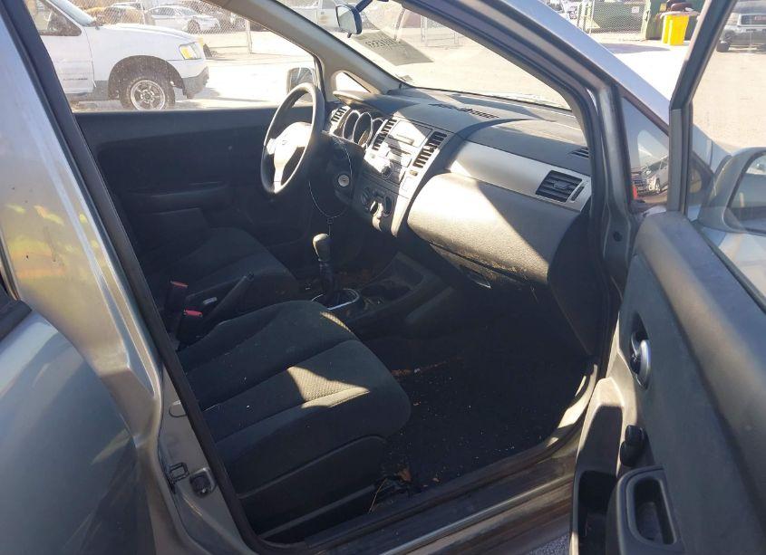 Photo 5 of 2011 Nissan Versa 1.8S (VIN 3N1BC1CP2BL422116)