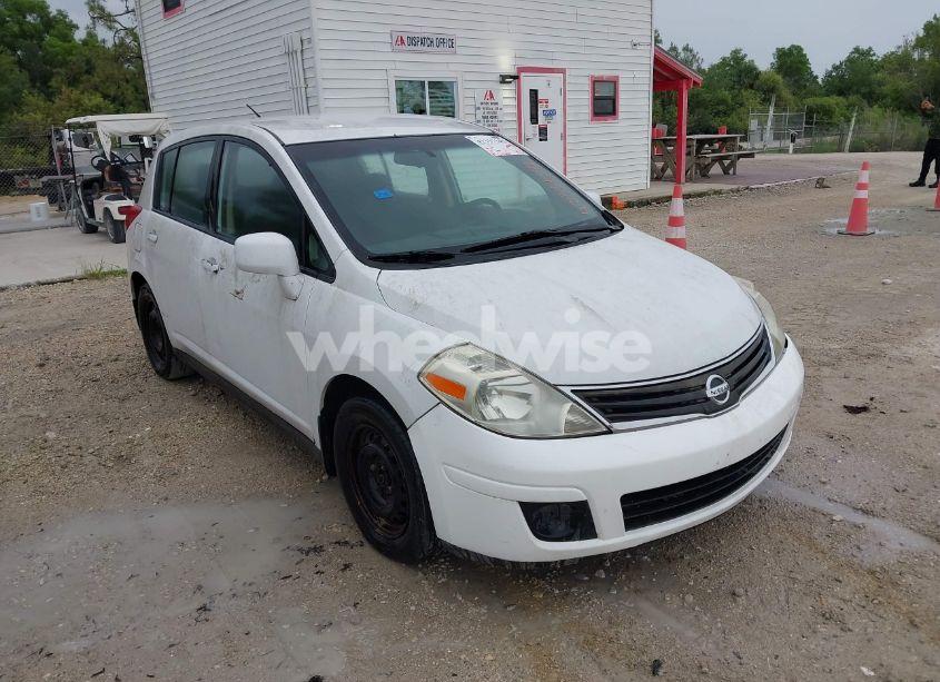 2011 Nissan Versa 1.8S (VIN 3N1BC1CP2BL443855) main photo