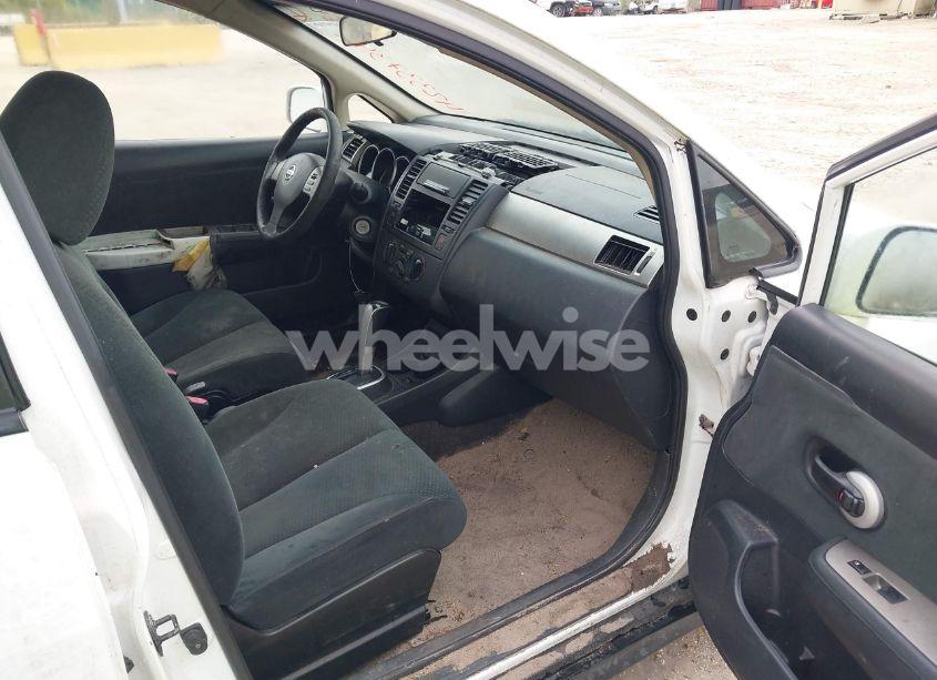 Photo 5 of 2011 Nissan Versa 1.8S (VIN 3N1BC1CP2BL443855)