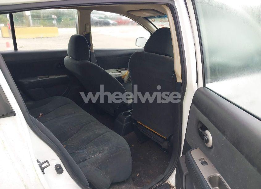 Photo 8 of 2011 Nissan Versa 1.8S (VIN 3N1BC1CP2BL443855)