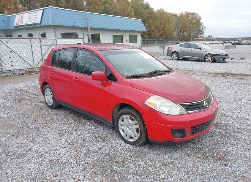2011 Nissan Versa 1.8S (VIN 3N1BC1CP2BL468545) main photo