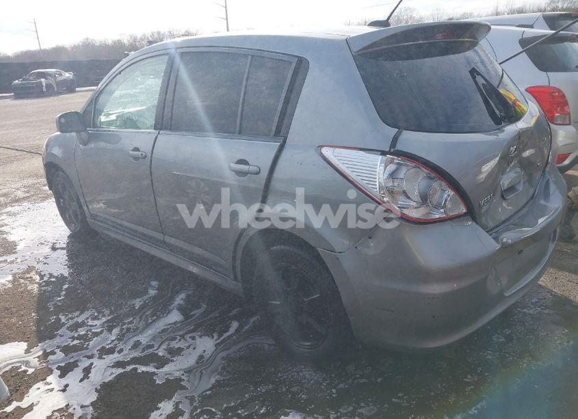 Photo 3 of 2011 Nissan Versa 1.8SL (VIN 3N1BC1CP2BL485409)