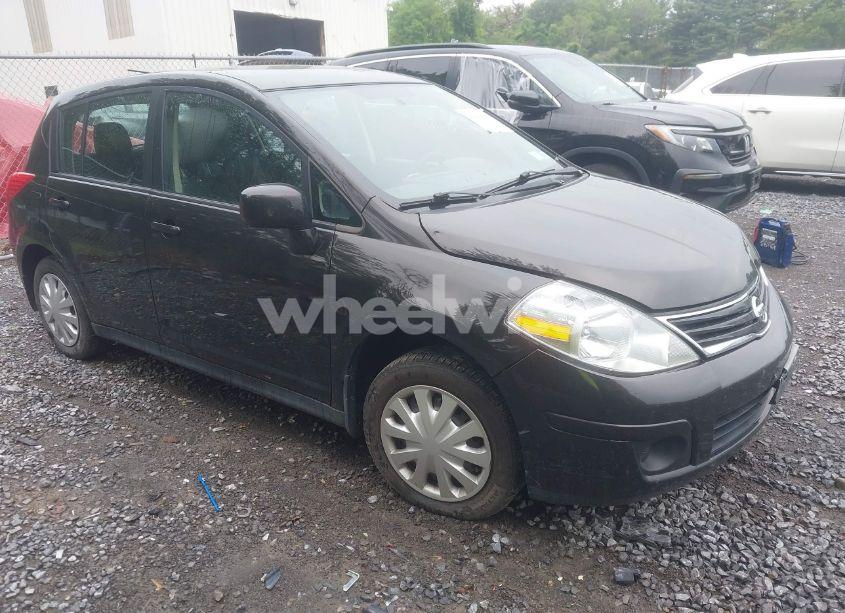 2011 Nissan Versa 1.8S (VIN 3N1BC1CP2BL502533) main photo