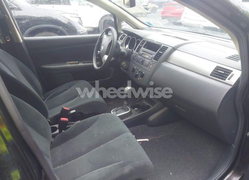 Photo 5 of 2011 Nissan Versa 1.8S (VIN 3N1BC1CP2BL502533)