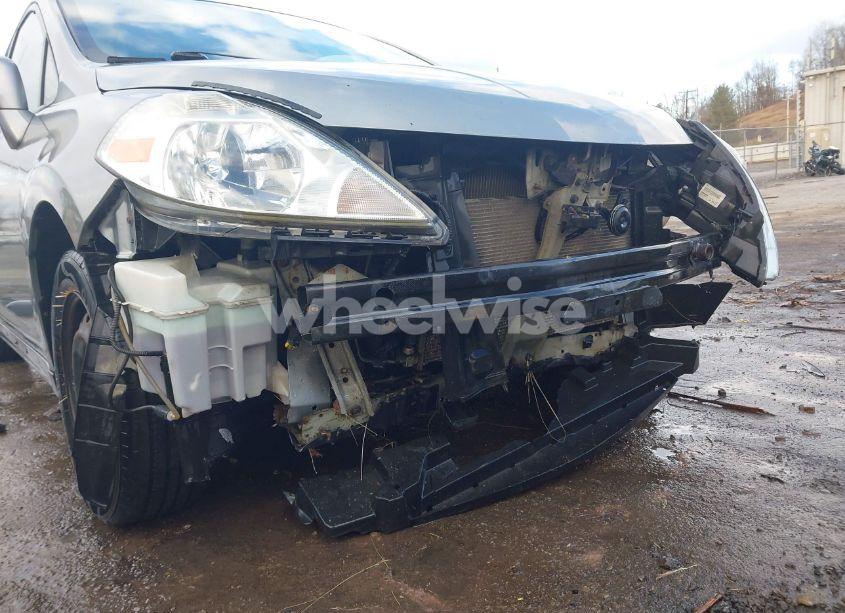 Photo 19 of 2010 Nissan Versa 1.8S (VIN 3N1BC1CP3AL356366)