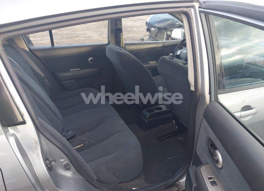 Photo 8 of 2010 Nissan Versa 1.8S (VIN 3N1BC1CP3AL356366)