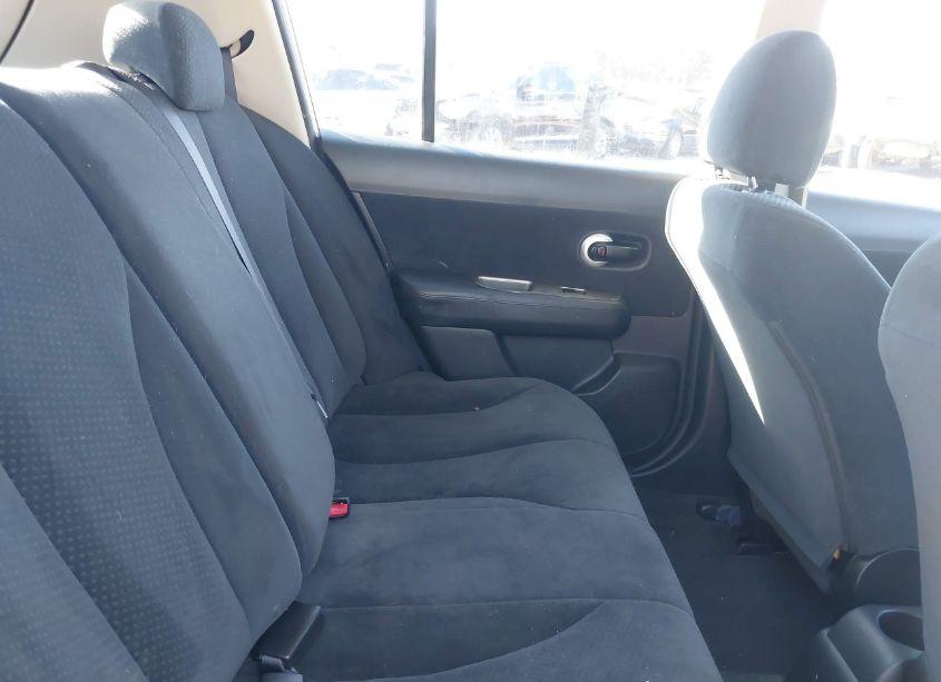 Photo 8 of 2010 Nissan Versa 1.8S (VIN 3N1BC1CP3AL372163)