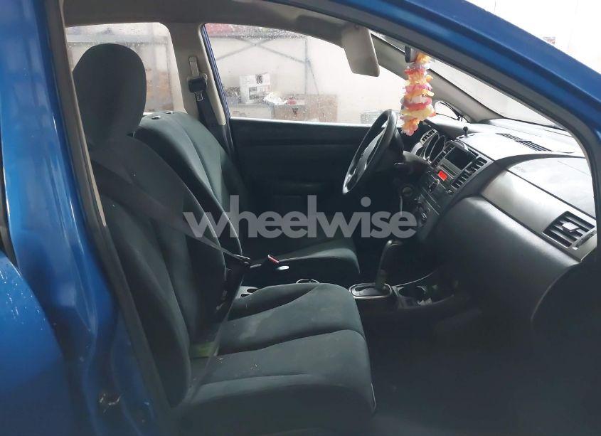 Photo 5 of 2010 Nissan Versa 1.8S (VIN 3N1BC1CP3AL377136)