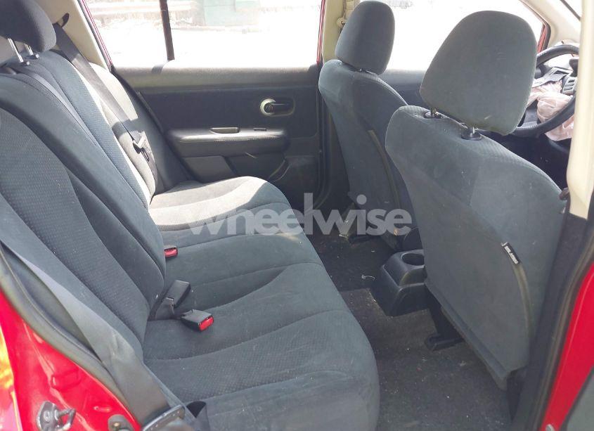 Photo 8 of 2010 Nissan Versa 1.8S (VIN 3N1BC1CP3AL406764)