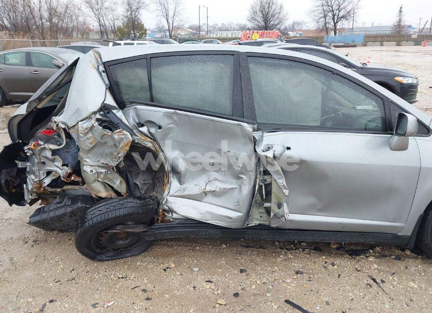 Photo 6 of 2010 Nissan Versa 1.8S (VIN 3N1BC1CP3AL419210)