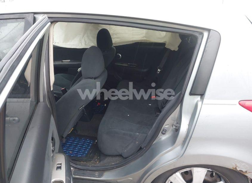 Photo 8 of 2010 Nissan Versa 1.8S (VIN 3N1BC1CP3AL419210)