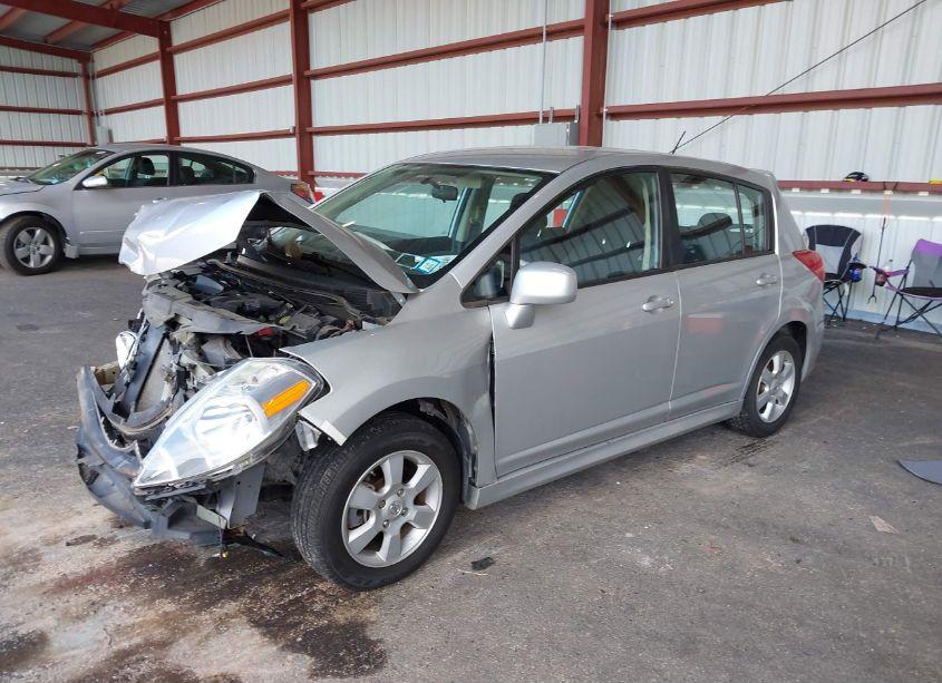 Photo 2 of 2010 Nissan Versa 1.8SL (VIN 3N1BC1CP3AL459822)