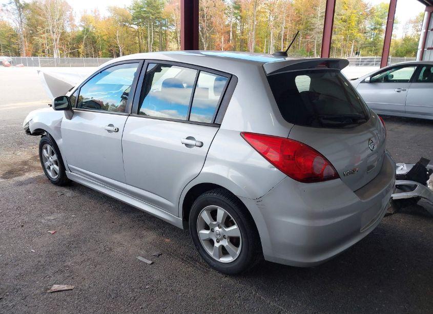 Photo 3 of 2010 Nissan Versa 1.8SL (VIN 3N1BC1CP3AL459822)