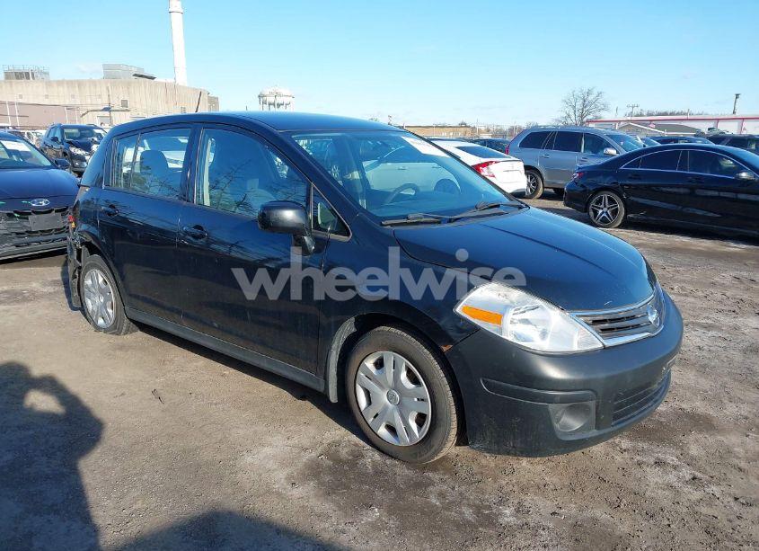 2011 Nissan Versa 1.8S (VIN 3N1BC1CP3BL378840) main photo