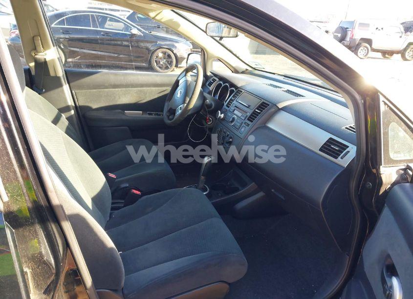 Photo 5 of 2011 Nissan Versa 1.8S (VIN 3N1BC1CP3BL378840)