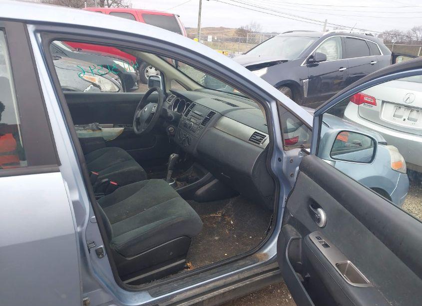 Photo 5 of 2011 Nissan Versa 1.8S (VIN 3N1BC1CP3BL423839)