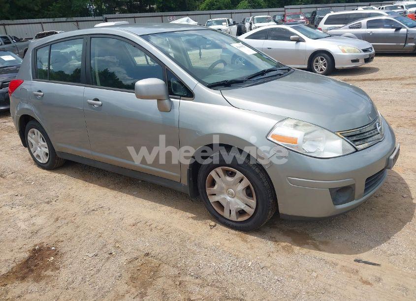 2011 Nissan Versa 1.8S (VIN 3N1BC1CP3BL497925) main photo